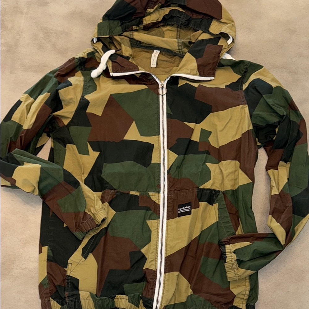 😎 Pull & BearGreen and Brown Camo Jacket